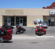 05-bikes-at-Jakes-Cafe.JPG